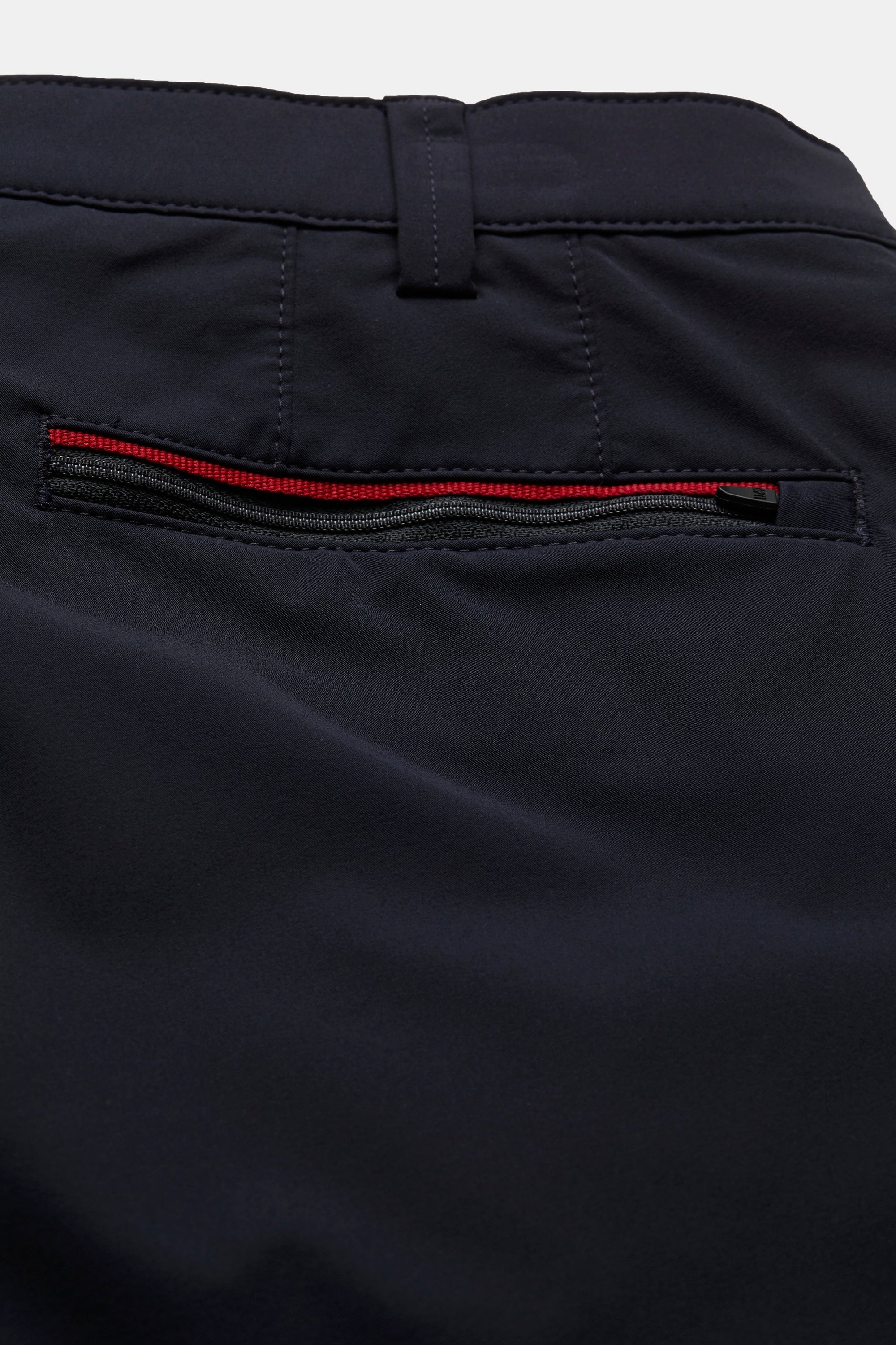 Skye 1-8070 ACTIVE • CHINO