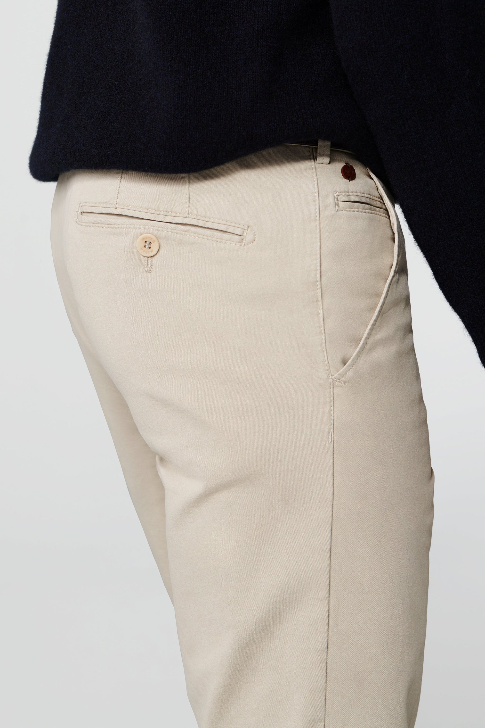 Bonn 9-3004 MODERN CHINO