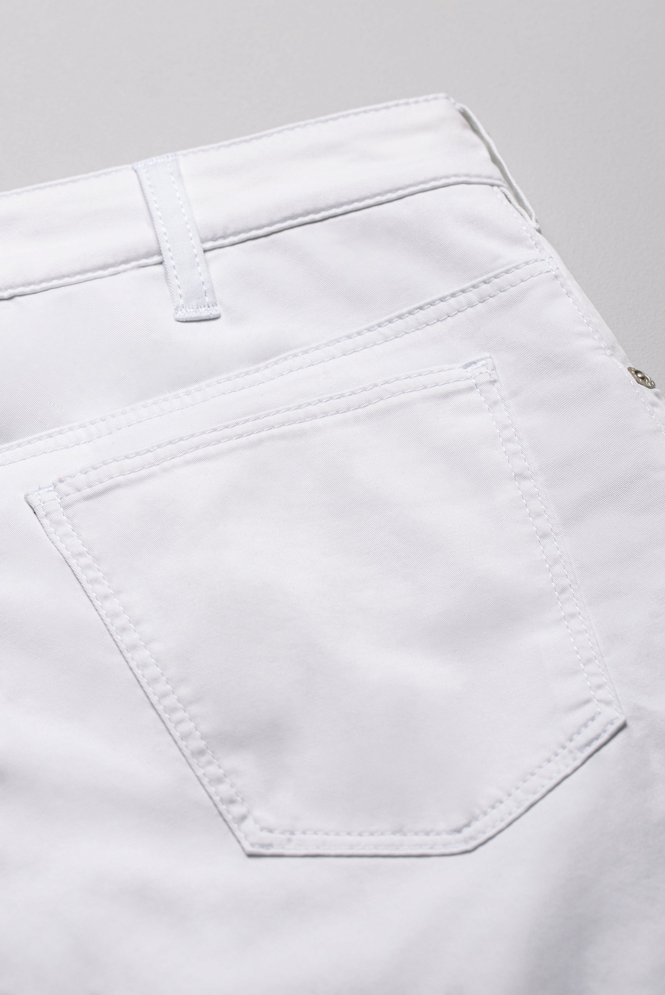 REGULAR 9-6258 PERFORMANCE DENIM