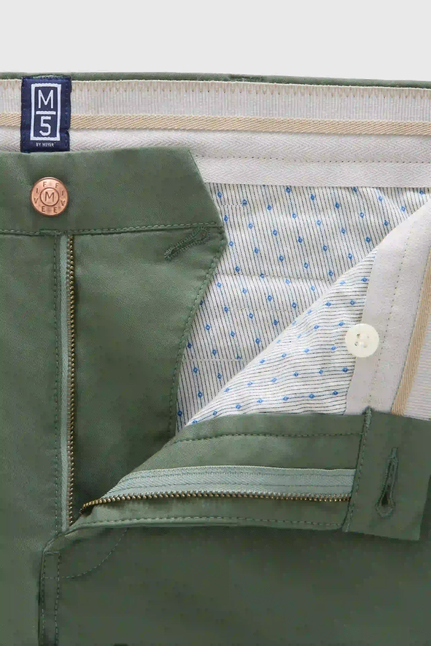 CHINO 1-6010 ULTRA-LIGHTWEIGHT, FUNCTIONAL CHINOS